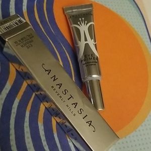 4/25 bundle item. ABH mini Eye Primer